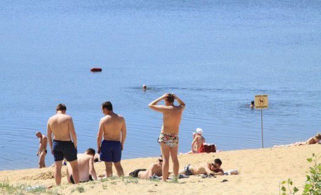 На белгородских пляжах разрешили купаться