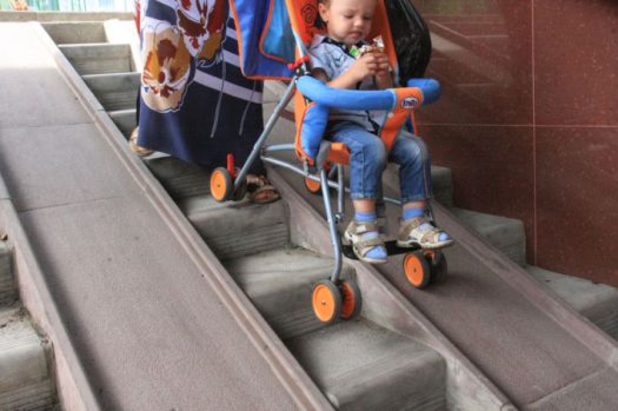 Надо иметь сноровку, чтобы ездить по таким пандусам