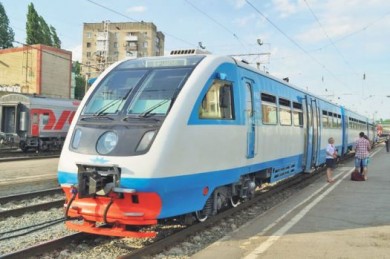 Электрички заменят на рельсовые автобусы