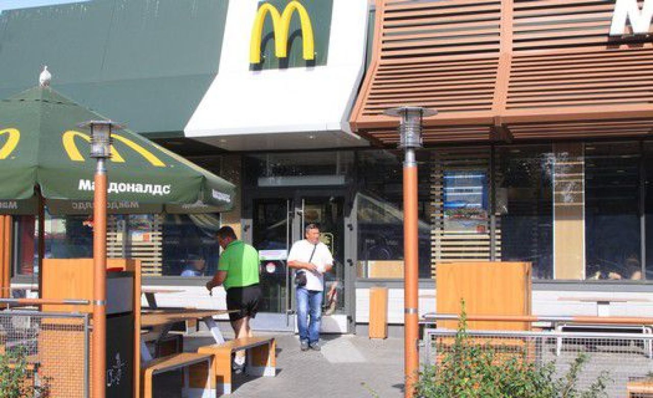 В Белгороде Роспотребнадзор проверяет «Макдоналдс»