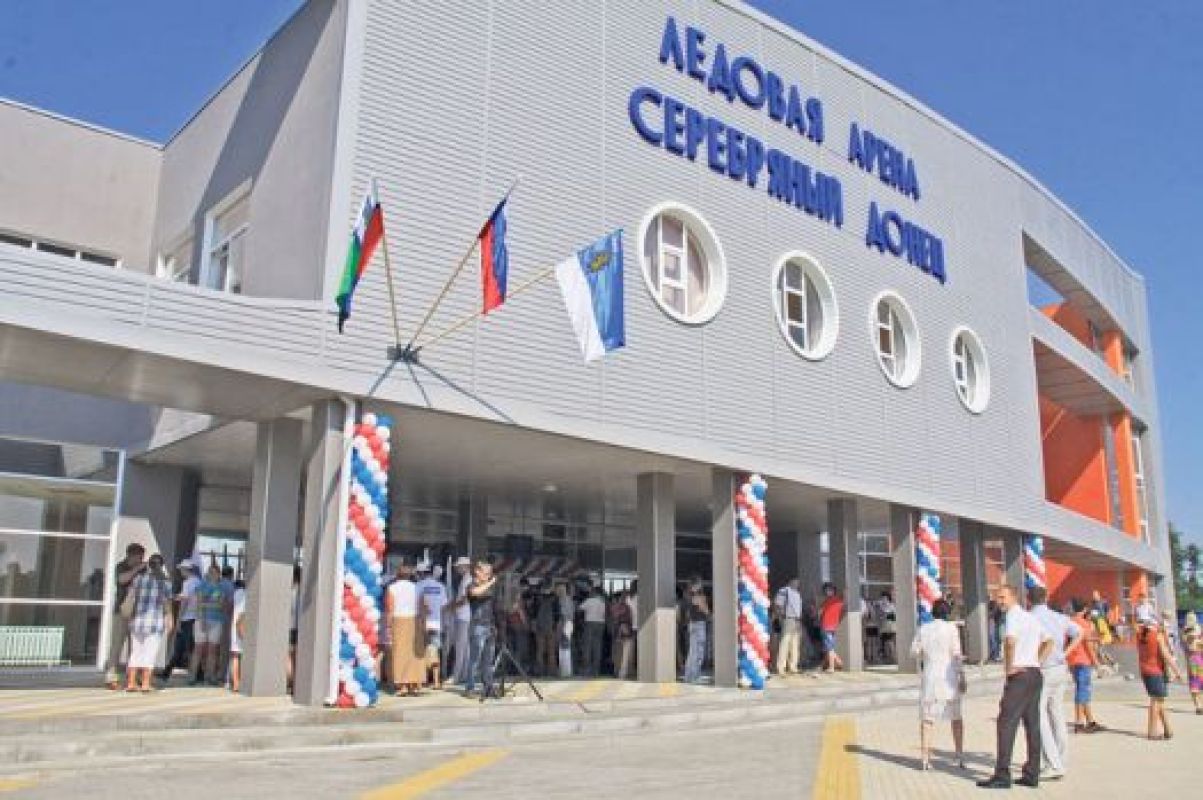 Почему власти поспешили с открытием, остаётся только гадать