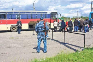 На Украину будут пускать по справкам?