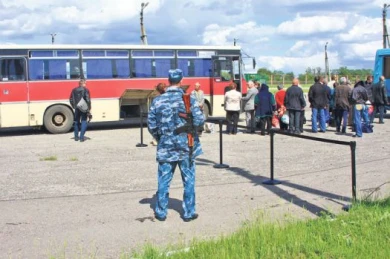 На Украину будут пускать по справкам?