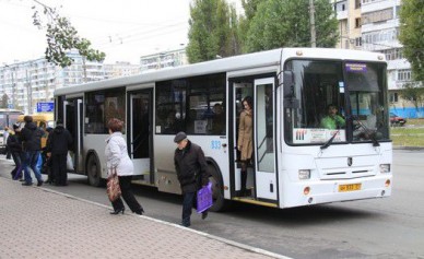 Белгородские маршрутчики, у которых забрали автобусы, обратятся за помощью к пре...