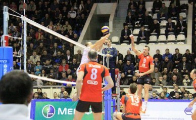 Волейболисты «Белогорья» обыграли краснодарцев