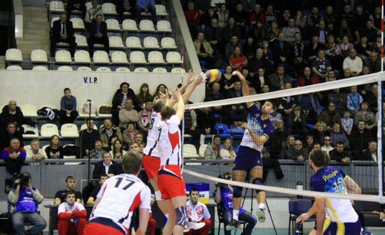 Волейболисты «Белогорья» обыграли ВК «Грозный»