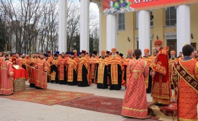 Благодатный огонь из Иерусалима доставят в Белгород 12 апреля