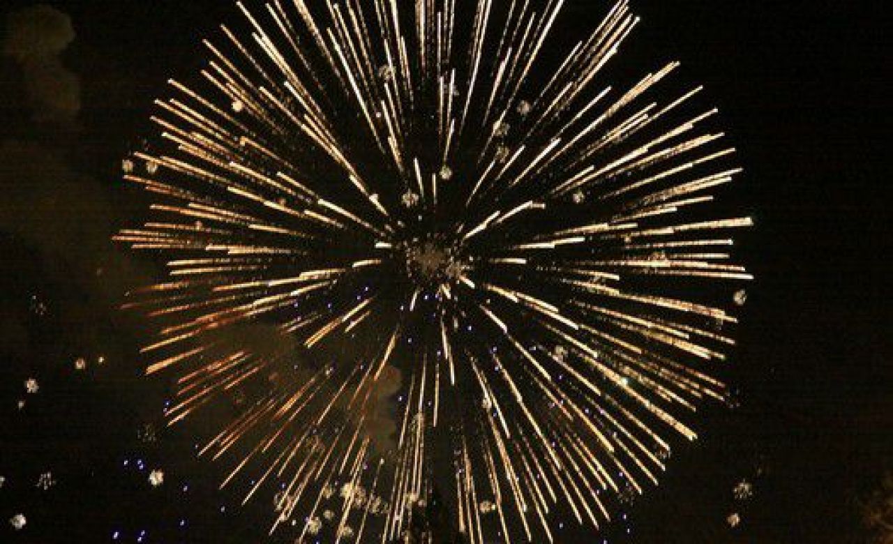 В День Победы над Белгородом прогремел 15-минутный праздничный салют