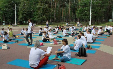 Жители Белгорода смогут заниматься йогой на городском пляже