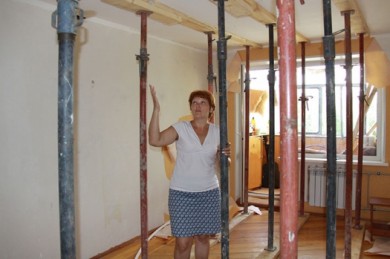 Капремонт поплыл