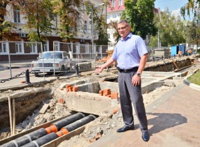 «Город освободили 73 года назад, а он до сих пор в окопах»