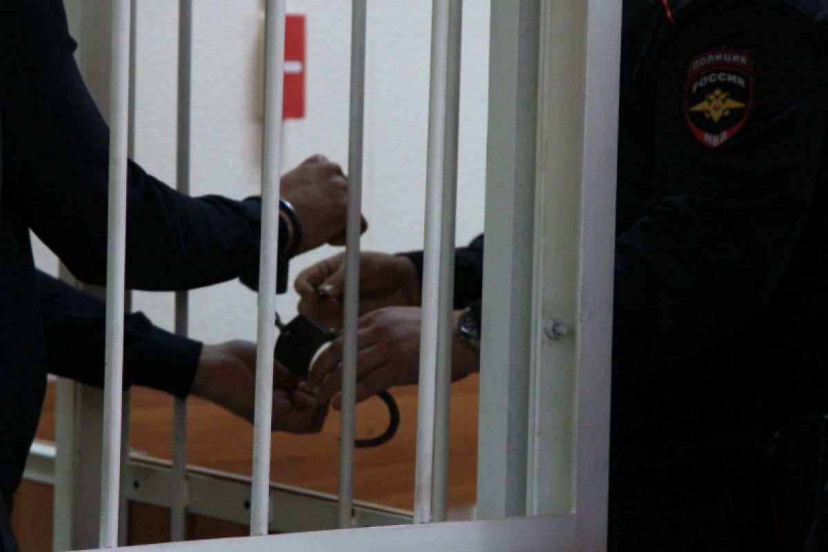 Иностранец целый месяц воровал ювелирные украшения у сожительницы
