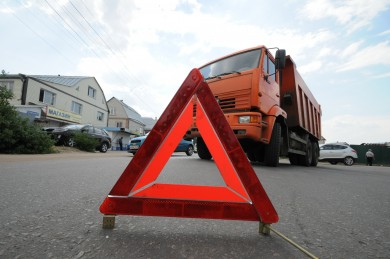 В Белгородской области разыскивают водителя, который сбил старушку на обочине и ...