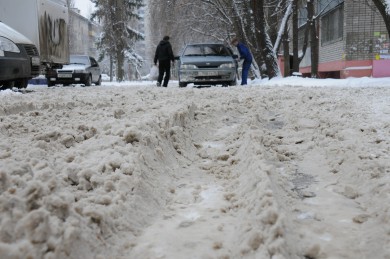 Коммунальщики внесли белгородца в чёрный список из-за жалоб на нечищенный тротуа...