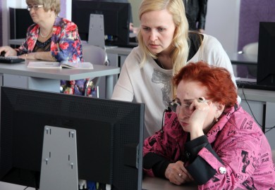 В 2017 году научились работать с компьютером 3 000 белгородских пенсионеров