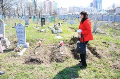 Белгородское кладбище на улице Попова стало «Мемориальным парком»
