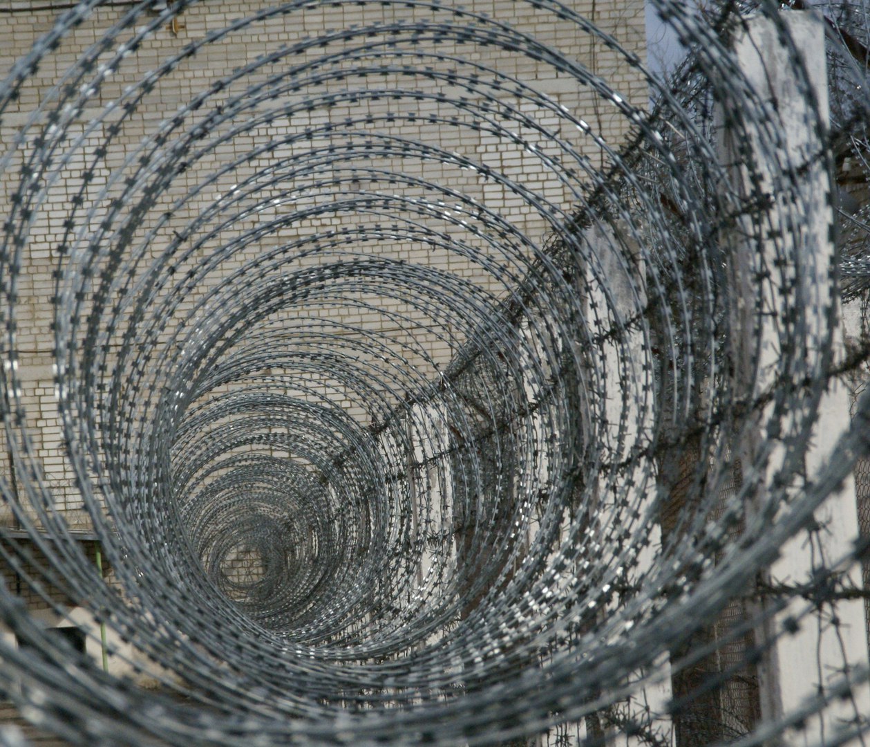 Белгородец ударил конкурента автомобильным коллектором по голове
