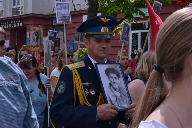 В Белгороде 75 000 человек прошли в строю «Бессмертного полка»
