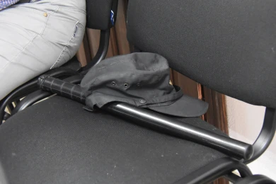Старооскольчанка заплатит 50 000 рублей за публичное оскорбление полицейского

