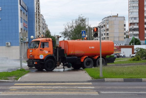 В Белгороде на Харгоре прорвало канализационный коллектор