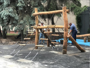 В Белгороде ремонт сквера у Смоленского собора вышел на финишную прямую